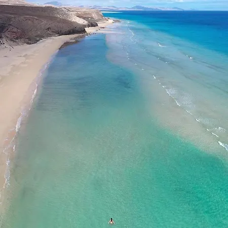 Adeyu Tropical شقة